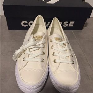 Women’s Converse